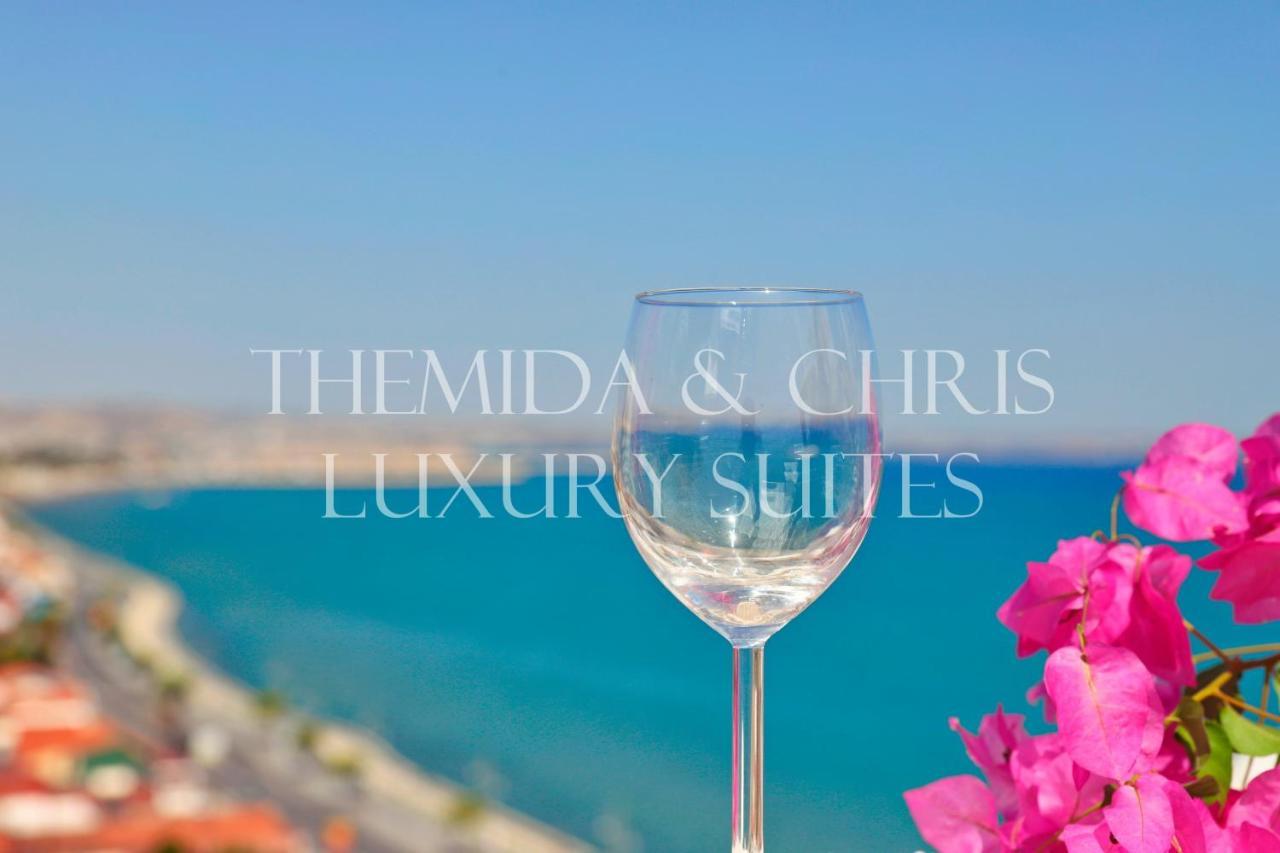 Beachfront Skyline Retreat 1Br Pool Central Larnaca Esterno foto