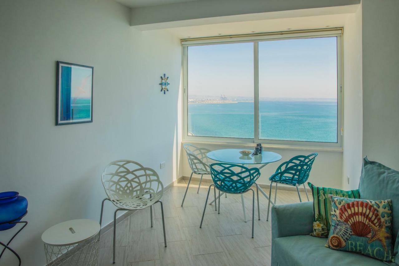 Luxury Penthouse 1Br-Seafront-Seasonal Pool-Central Larnaca Esterno foto